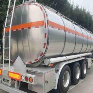 3-axis oil tanker truck