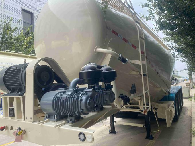 4-axis powder tanker truck - Image 2